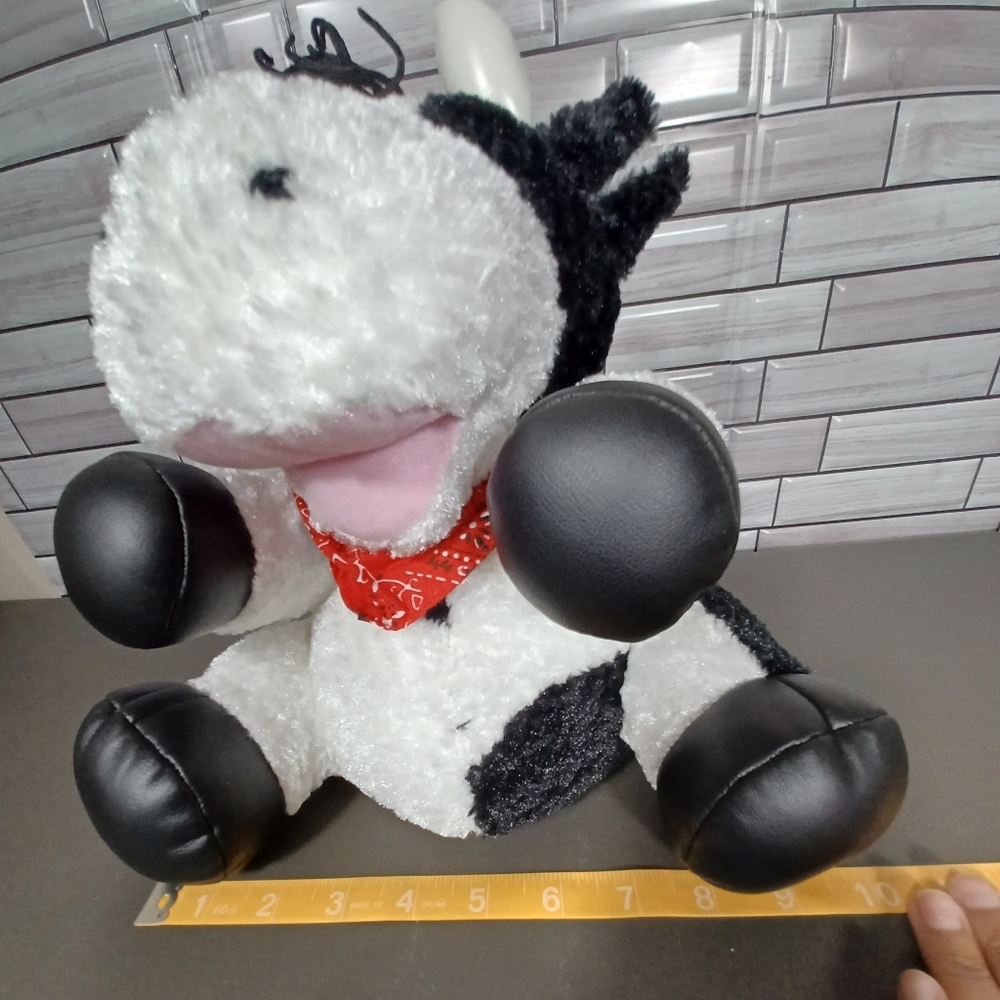 -Snuggie Toy Cow Barn hand puppet moppet  theatrical Soft Plush Doll red scarf - Picture 9 of 10